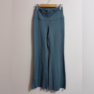 Hollister Gilly Hicks Bootcut Leggings